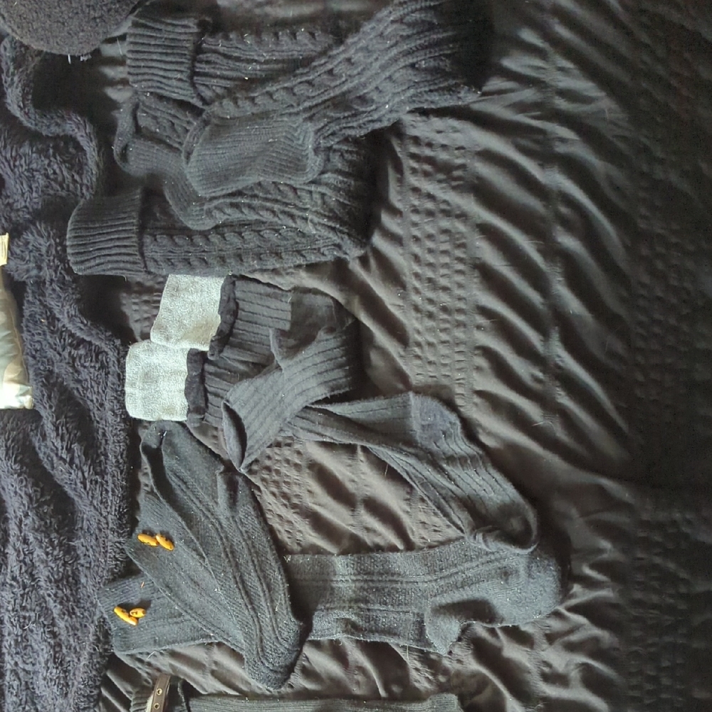 Muk Luks Black and Gray Hosiery Set